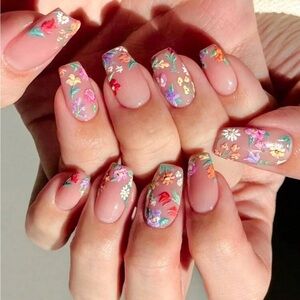 Floral Garden Nails NWT